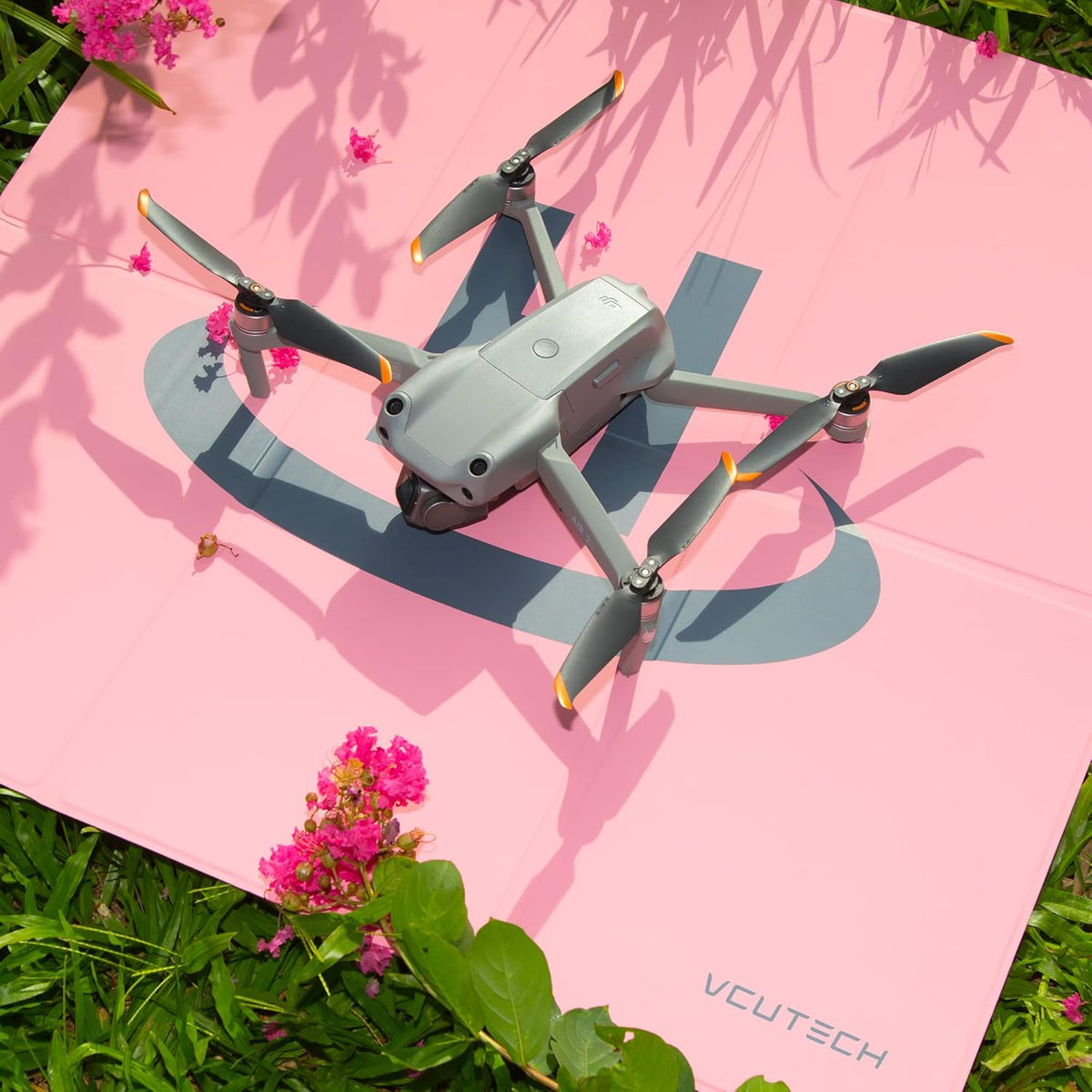 25-Inch Weighted Drone Landing Pad for DJI Mini 3 Pro, Mavic 3, Mavic Air 2/2S, DJI Mini 2, FPV Drone, and Avata Fly More Kit Accessories (Pink)